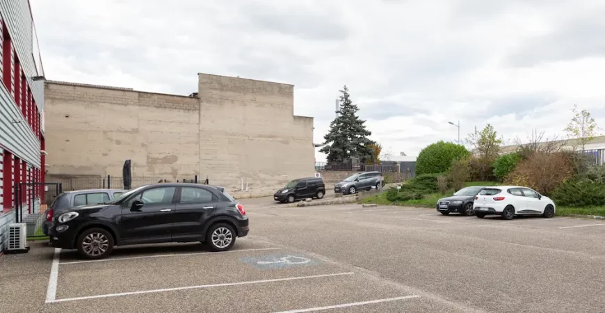 parking dépot sitting caluire-et-cuire