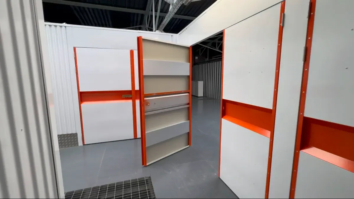 box de stockage dans un centre indépendant - dépôt sitting (lyon nord, caluire-et-cuire)